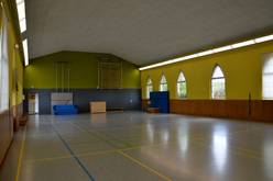 Braeunsdorf Turnhalle innen